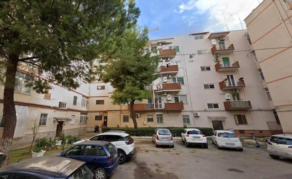 appartamento in vendita a Taranto in zona Tre Carrare-Battisti