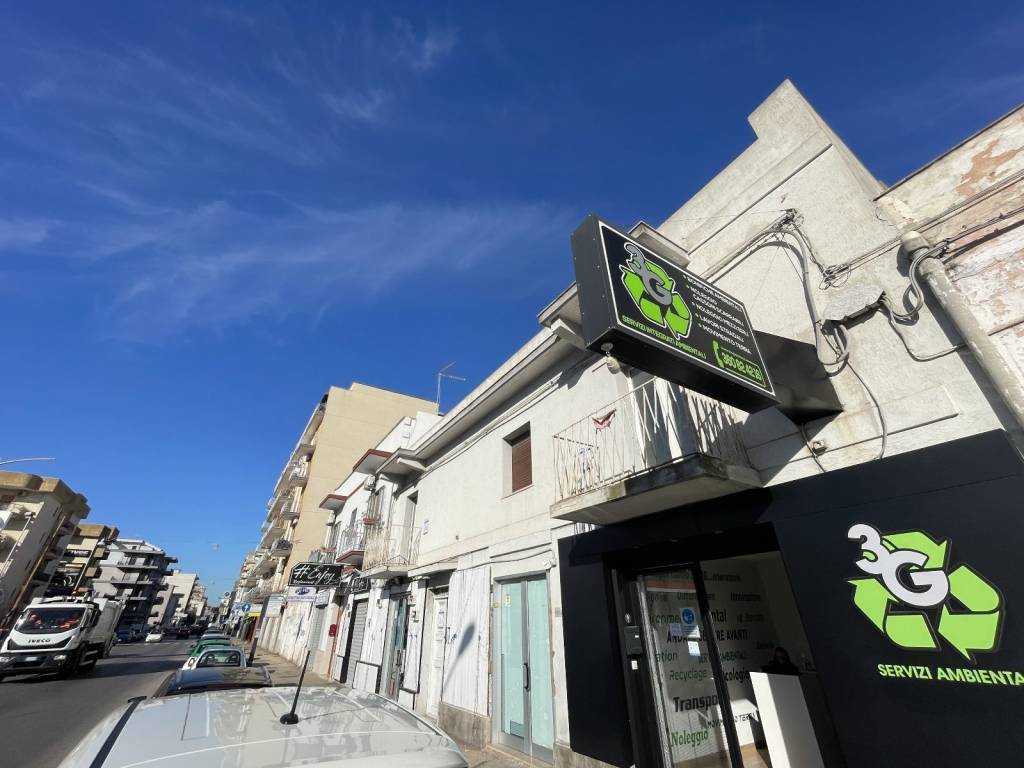 appartamento in vendita a Taranto in zona Tre Carrare-Battisti