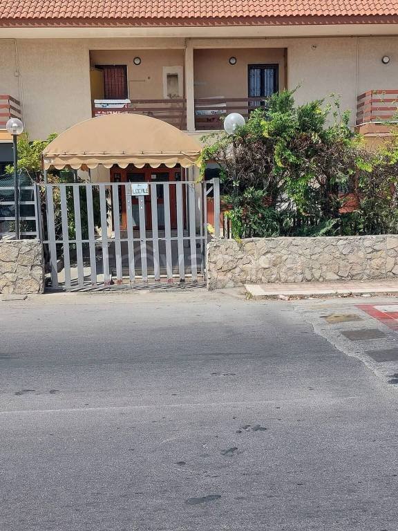 appartamento in vendita a Taranto in zona Carelli