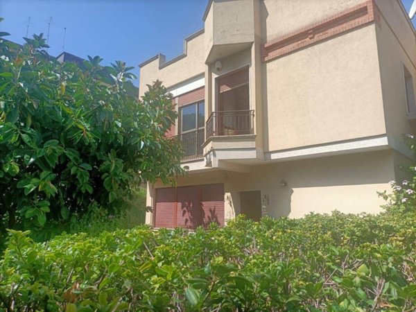 appartamento in vendita a Taranto in zona Tamburi-Croce