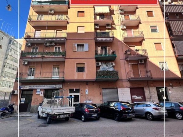appartamento in vendita a Taranto in zona Tre Carrare-Battisti