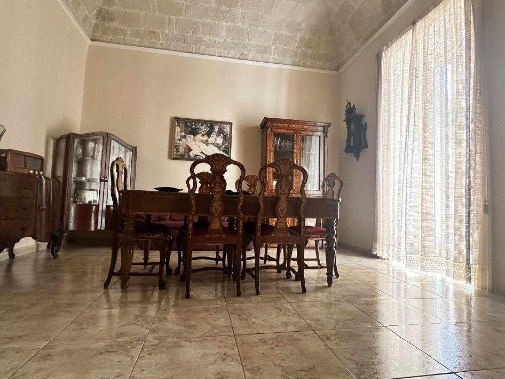 appartamento in vendita a Taranto in zona Borgo