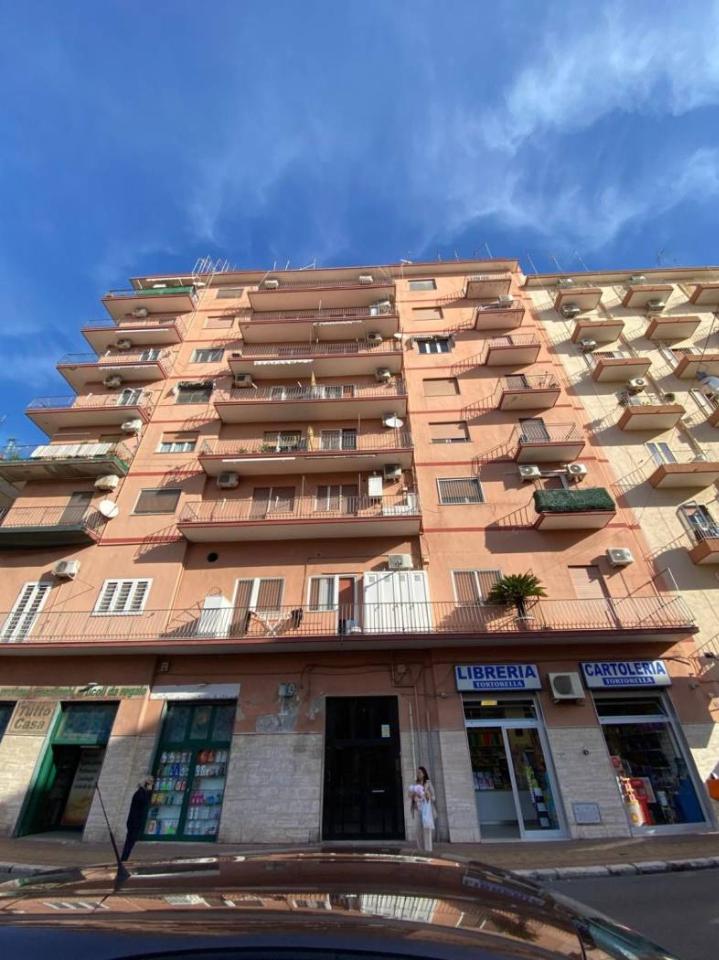 appartamento in vendita a Taranto in zona Tre Carrare-Battisti