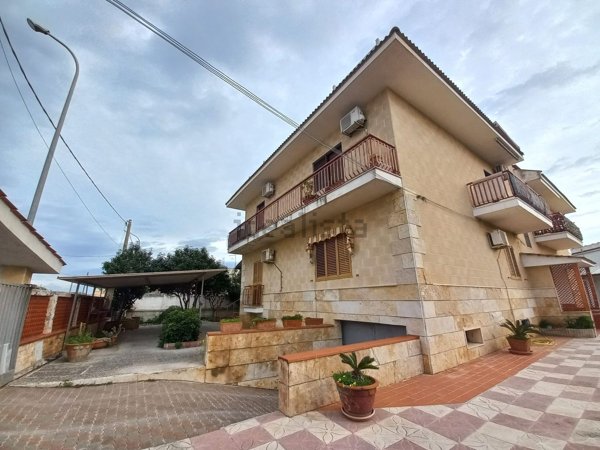 appartamento in vendita a Taranto in zona Talsano