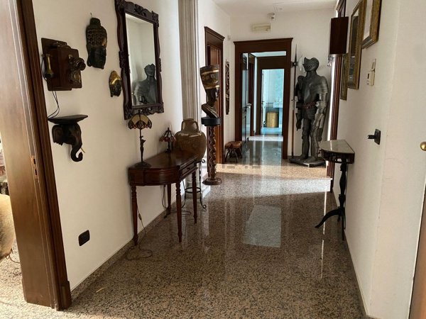appartamento in vendita a Taranto in zona Borgo