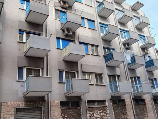 appartamento in vendita a Taranto in zona Tamburi-Croce