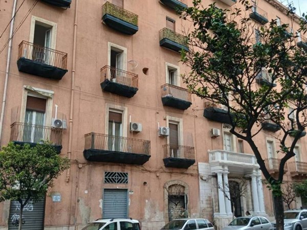 appartamento in vendita a Taranto in zona Borgo