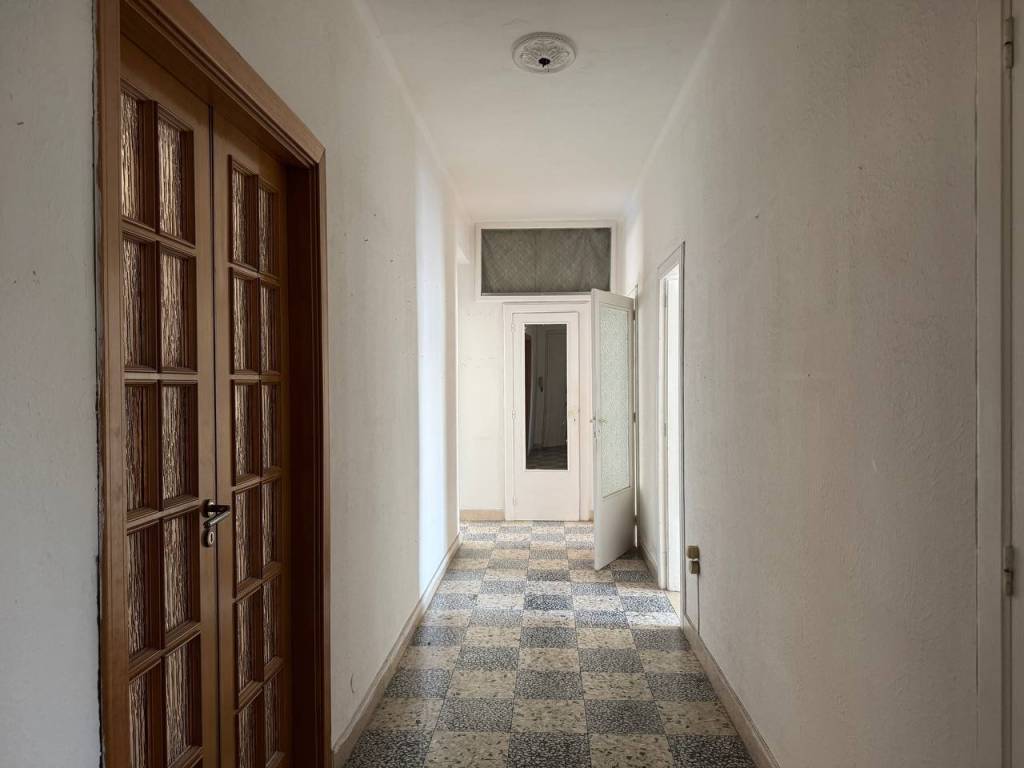 appartamento in vendita a Taranto in zona Italia-Montegranaro