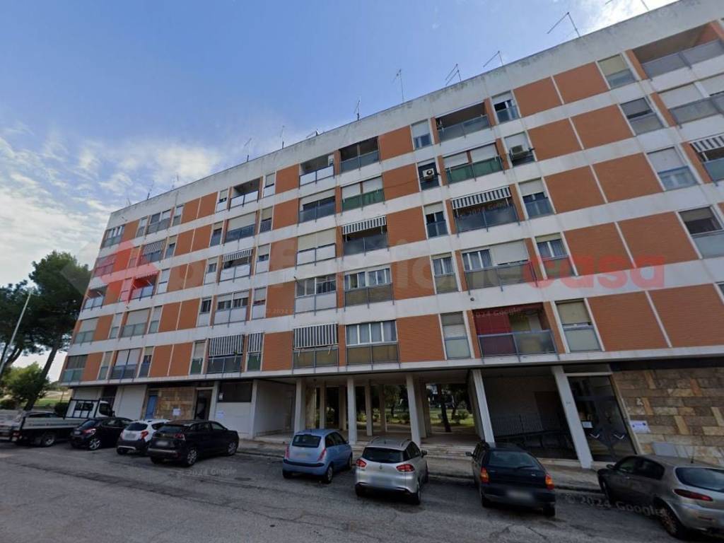 appartamento in vendita a Taranto in zona Tre Carrare-Battisti