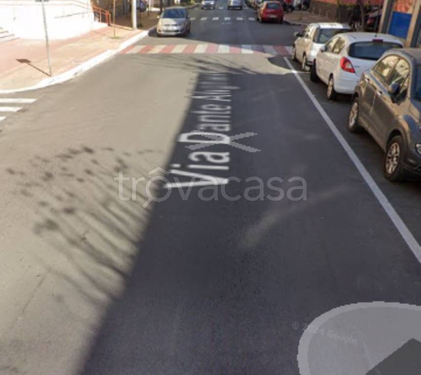 negozio in vendita a Taranto in zona Tre Carrare-Battisti
