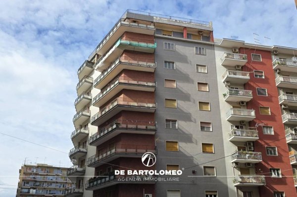appartamento in vendita a Taranto in zona Tre Carrare-Battisti