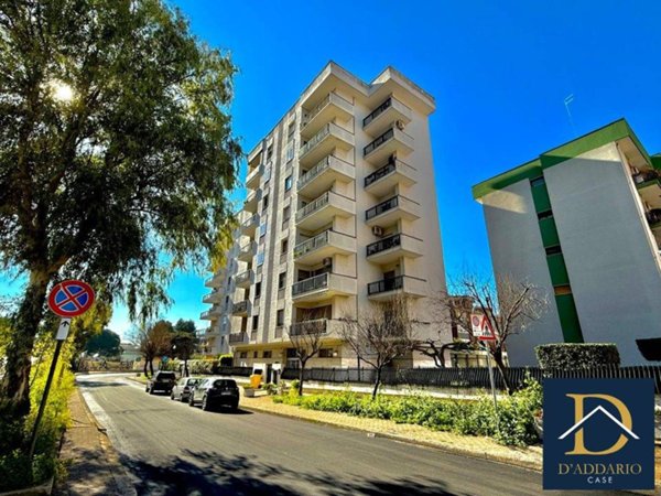 appartamento in vendita a Taranto in zona Italia-Montegranaro