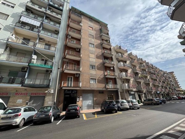 appartamento in vendita a Taranto in zona Italia-Montegranaro