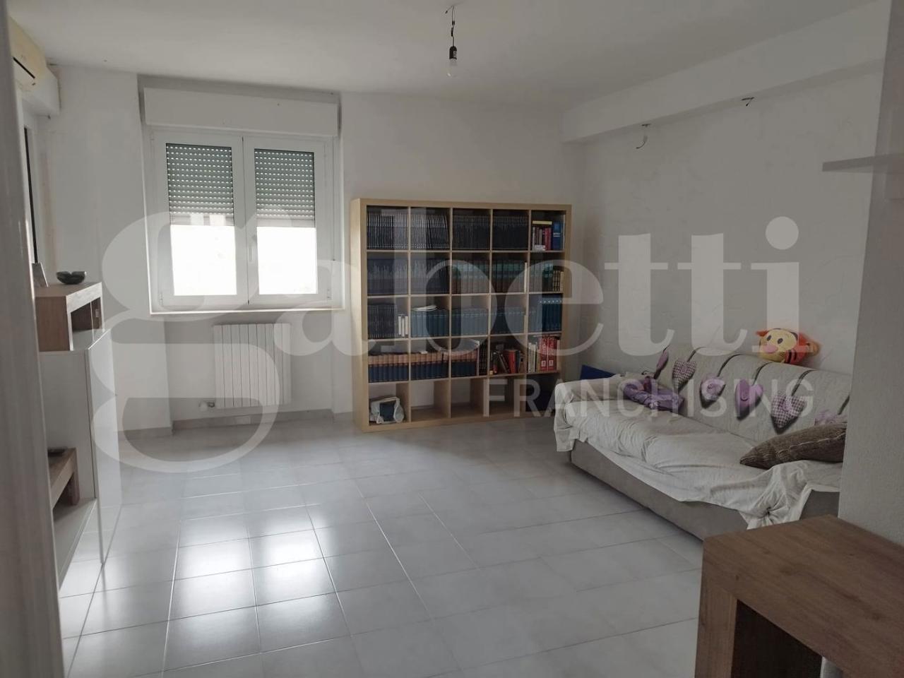 appartamento in vendita a Taranto in zona Paolo VI