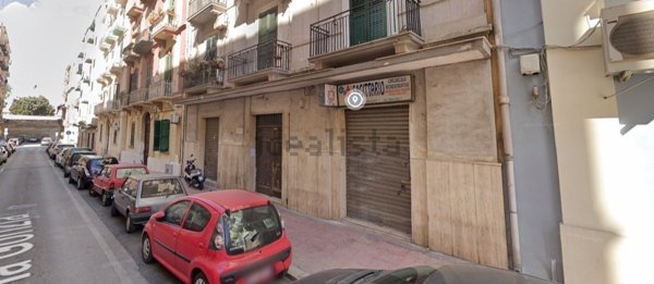 locale commerciale in vendita a Taranto in zona Borgo