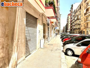 negozio in vendita a Taranto in zona Italia-Montegranaro
