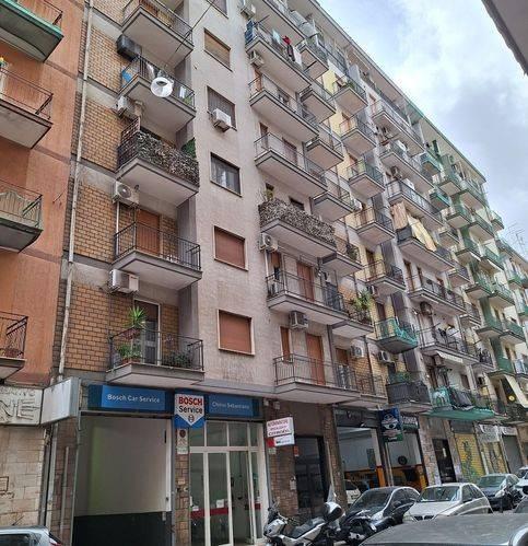 appartamento in vendita a Taranto in zona Tre Carrare-Battisti
