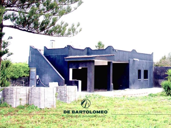 casa indipendente in vendita a Taranto in zona Talsano
