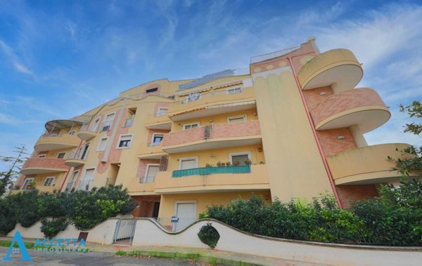 appartamento in vendita a Taranto in zona Borgo Antico