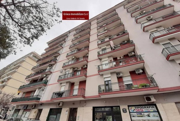 appartamento in vendita a Taranto in zona Tre Carrare-Battisti
