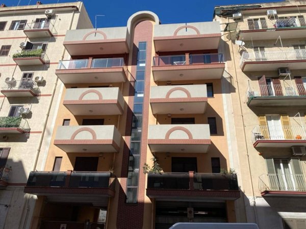 appartamento in vendita a Taranto in zona Tre Carrare-Battisti