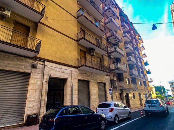 appartamento in vendita a Taranto in zona Italia-Montegranaro