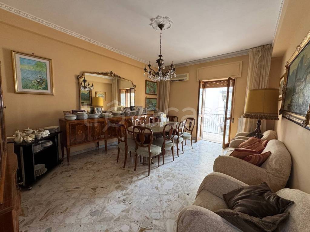 appartamento in vendita a Taranto in zona Italia-Montegranaro