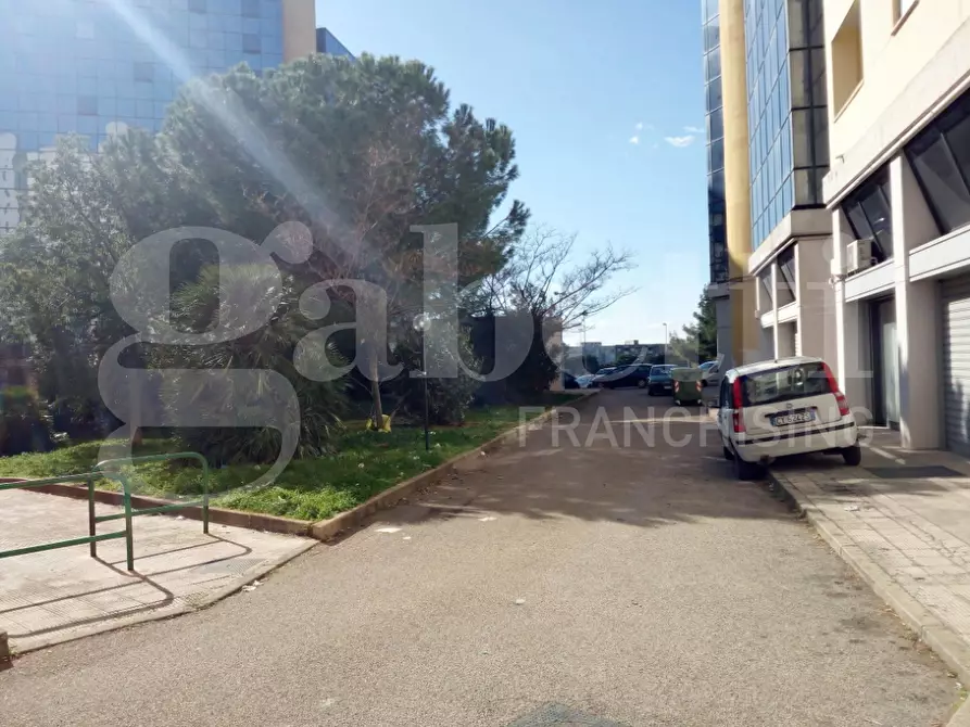 locale commerciale in vendita a Taranto in zona Paolo VI