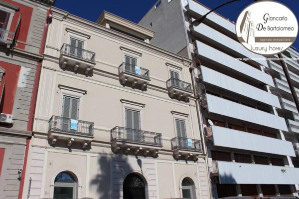 appartamento in vendita a Taranto in zona Borgo