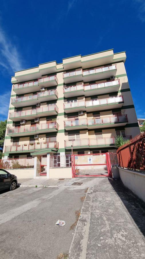 appartamento in vendita a Taranto in zona Solito-Corvisea