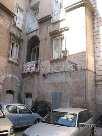 appartamento in vendita a Taranto in zona Borgo Antico