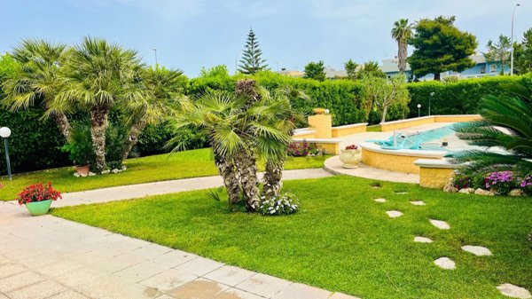 casa indipendente in vendita a Taranto in zona Talsano