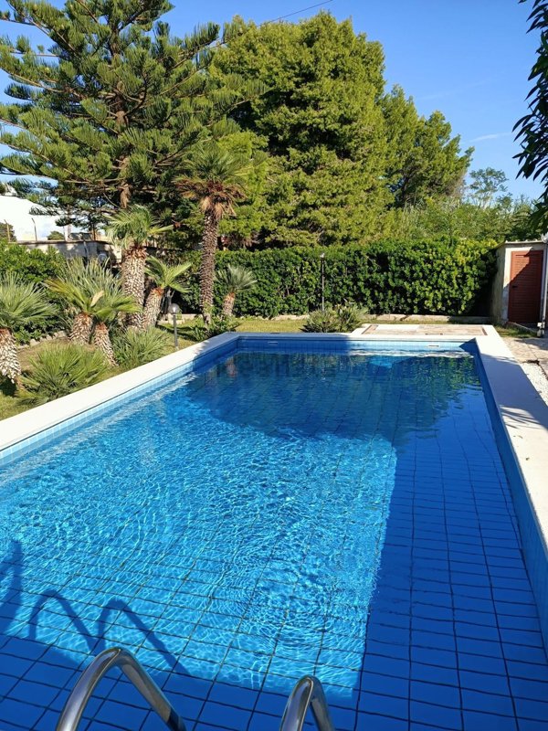 casa indipendente in vendita a Taranto