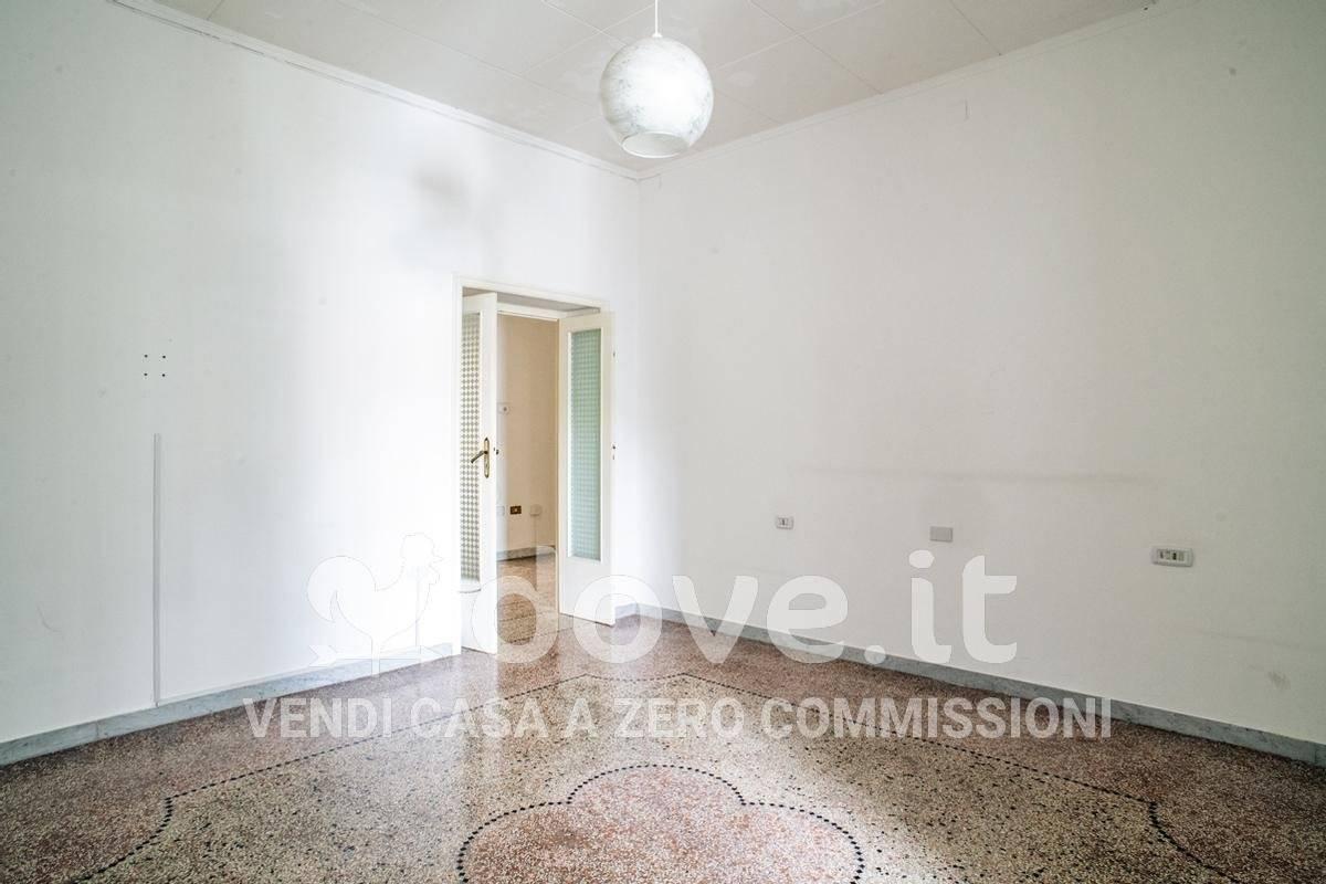 appartamento in vendita a Taranto in zona Tre Carrare-Battisti