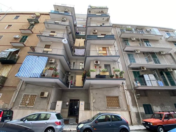appartamento in vendita a Taranto in zona Tre Carrare-Battisti