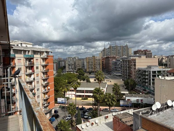 appartamento in vendita a Taranto in zona Italia-Montegranaro