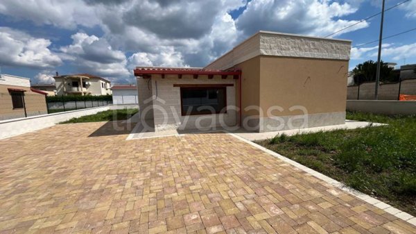 casa indipendente in vendita a Taranto in zona Talsano