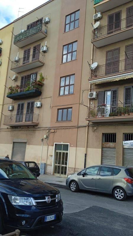 appartamento in vendita a Taranto in zona Tamburi-Croce