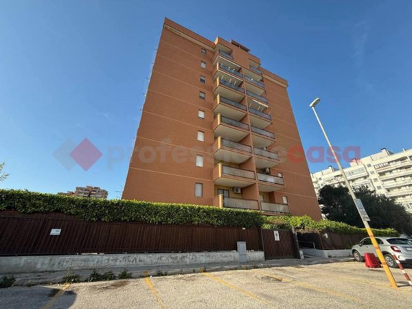 appartamento in vendita a Taranto in zona Lama
