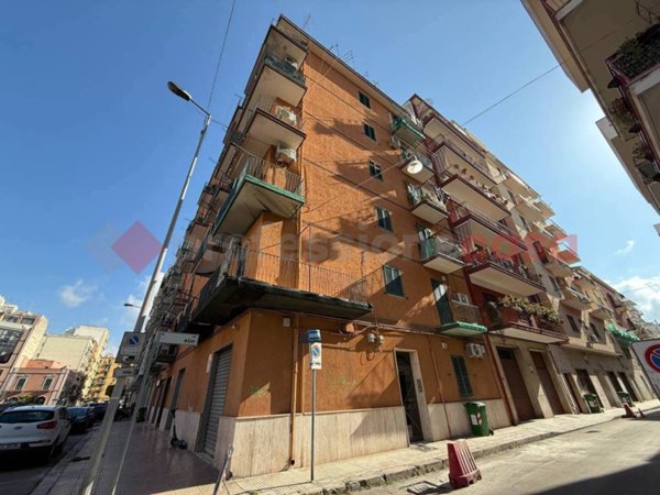 appartamento in vendita a Taranto in zona Lama