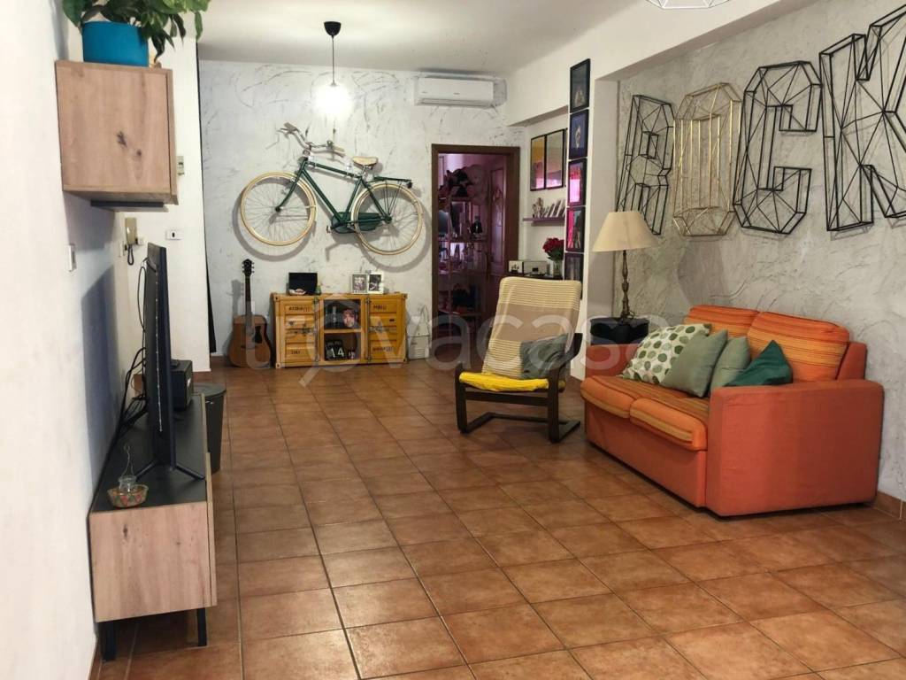 appartamento in vendita a Taranto in zona Tre Carrare-Battisti