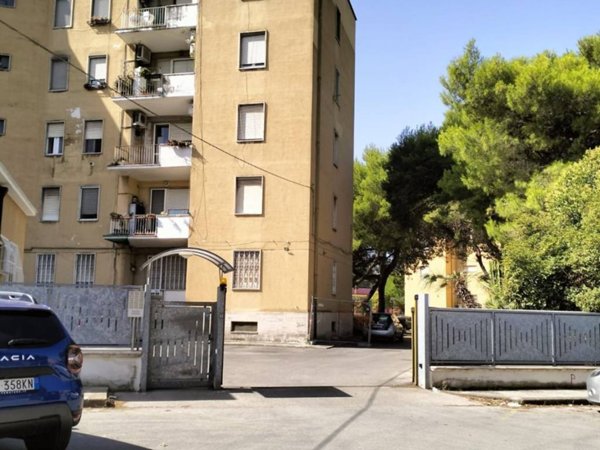 appartamento in vendita a Taranto in zona Tre Carrare-Battisti