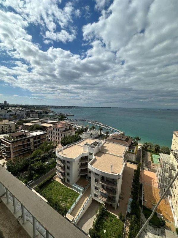 appartamento in vendita a Taranto in zona Borgo