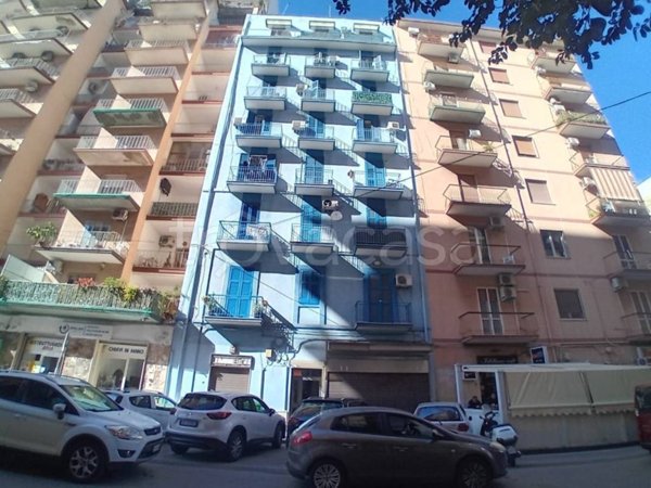 negozio in vendita a Taranto in zona Tre Carrare-Battisti