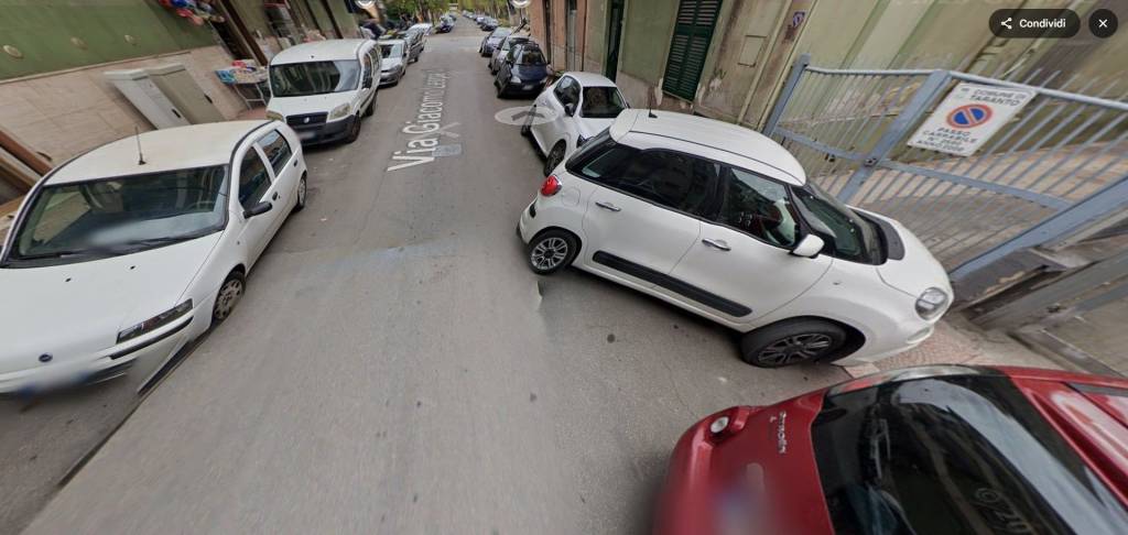 appartamento in vendita a Taranto in zona Tamburi-Croce
