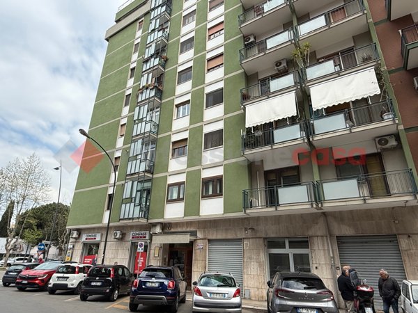 appartamento in vendita a Taranto in zona Tre Carrare-Battisti