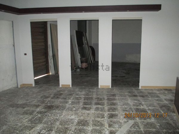 locale commerciale in vendita a Taranto