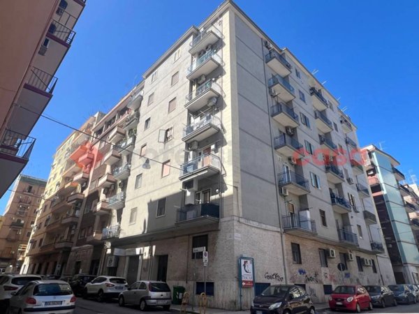 appartamento in vendita a Taranto in zona Tre Carrare-Battisti
