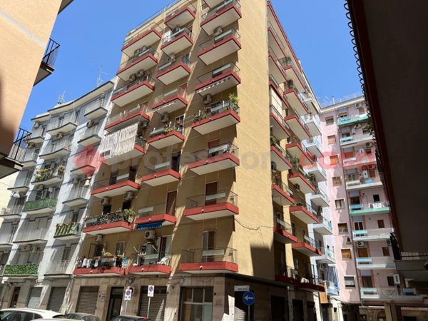 appartamento in vendita a Taranto in zona Tre Carrare-Battisti
