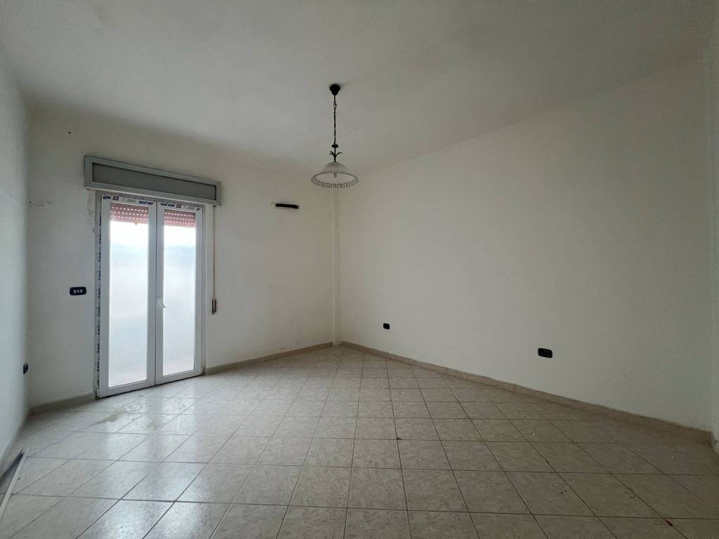 appartamento in vendita a Taranto in zona Italia-Montegranaro
